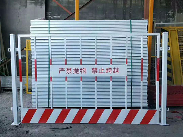 湖北球場護欄工程